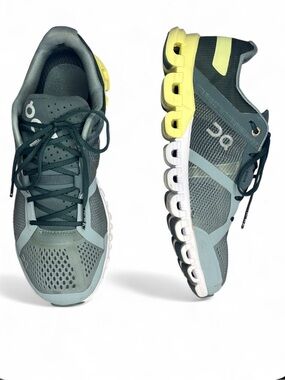 On Cloudflow 2.O Athletic Running Shoes Sea/Limelight Women’s Size 7 ON CLOUD
